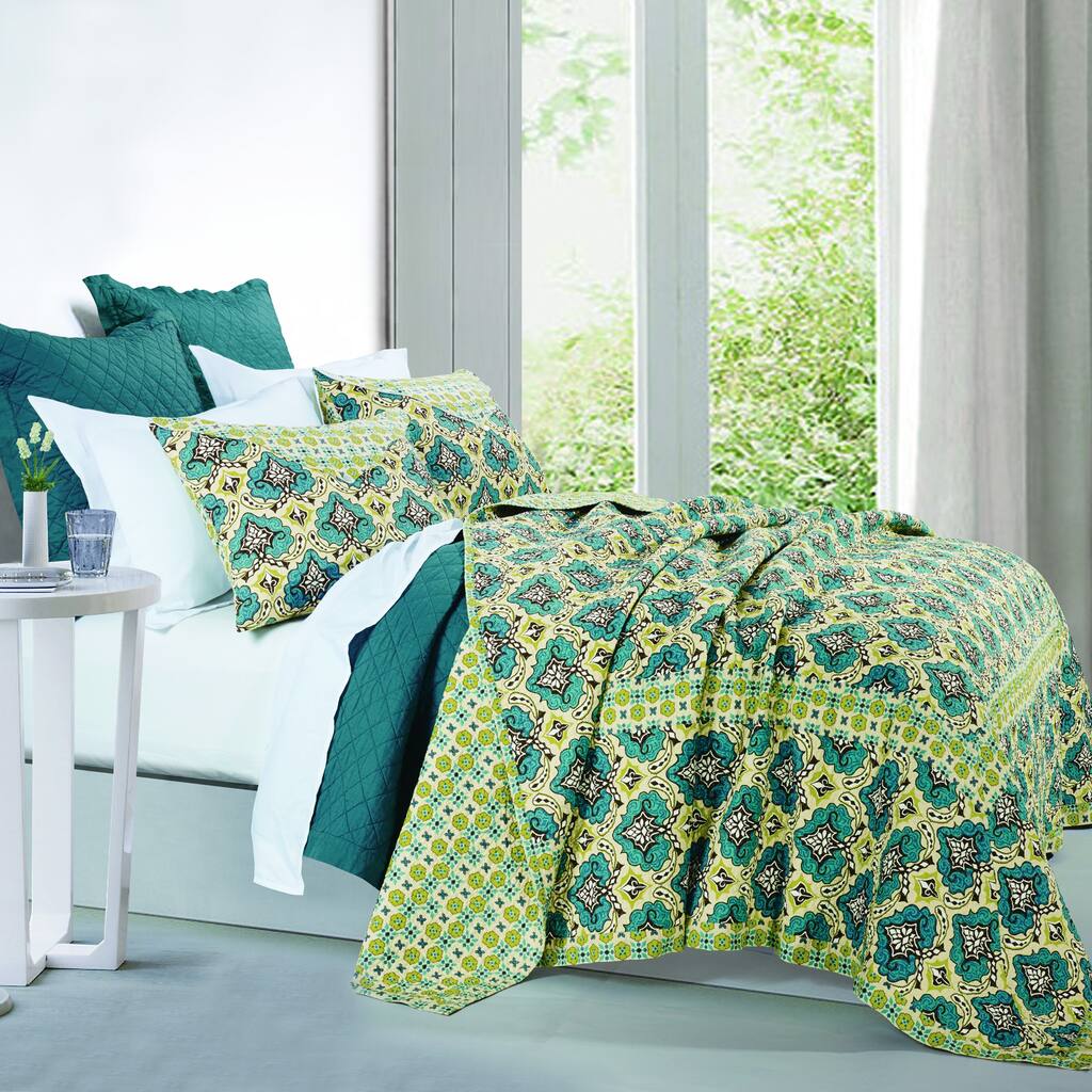 HiEnd Accents Salado Green/ Blue Cotton Quilt Set