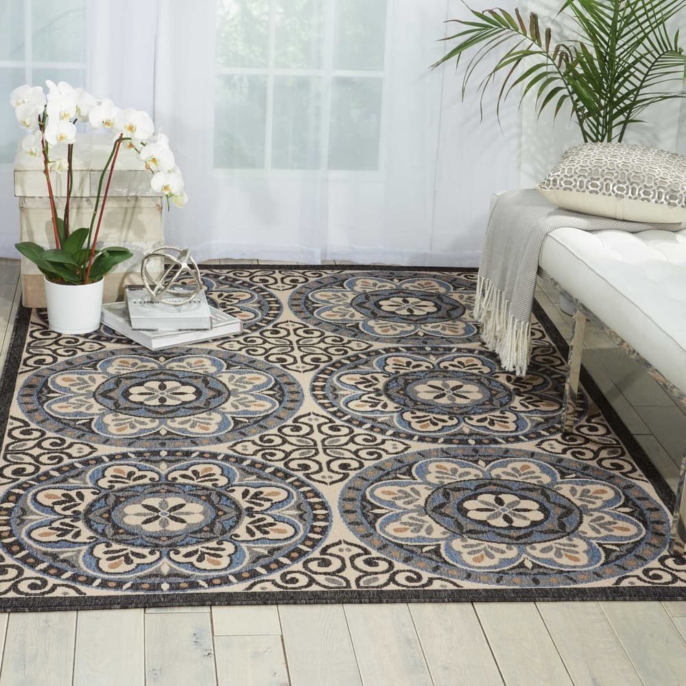 Nourison Caribbean Classic Medallion Indoor/Outdoor Area Rug