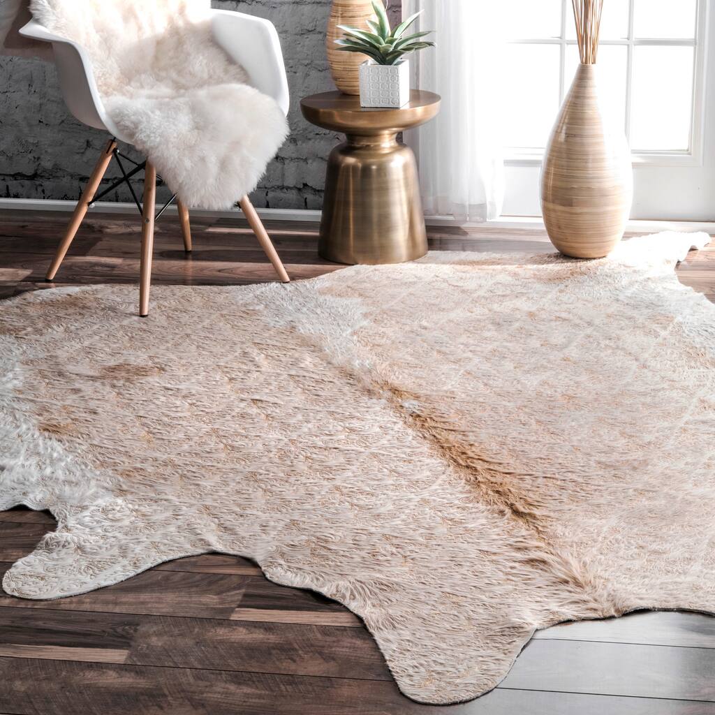 Nuloom Hand-picked Southwestern Printed Cowhide Rug (5' x 7') - 5' x 7'