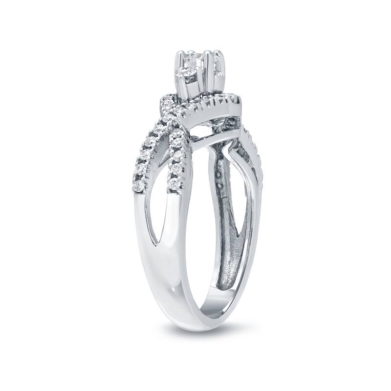 Auriya 1/2ctw 3-Stone Infinity Diamond Engagement Ring 14k Gold (H-I, I1-I2)