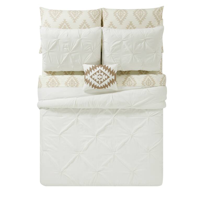 Truly Soft Pinch Pleat 8 Piece Bed in a Bag with Kilim Printed Sheets