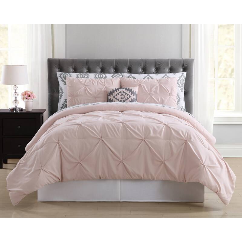 Truly Soft Pinch Pleat 8 Piece Bed in a Bag with Kilim Printed Sheets