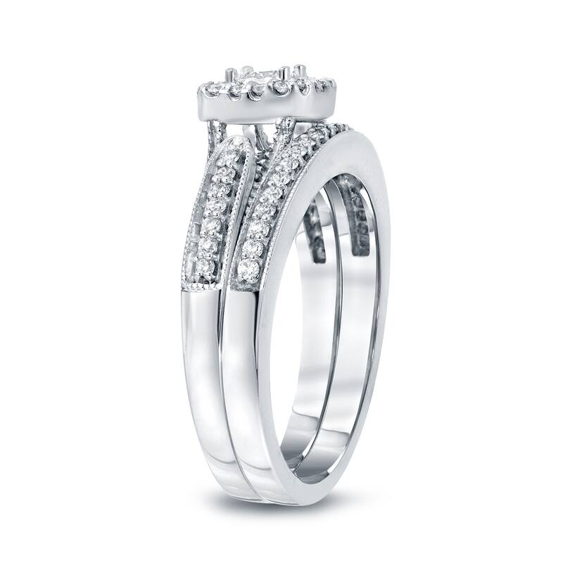 14k Gold 1/3ct TDW Vintage Inspired Round Diamond Halo Engagement Ring Set by Auriya