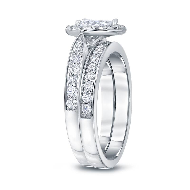 14k Gold 1ct TDW Pear Shaped Diamond Halo Engagement Ring Set by Auriya