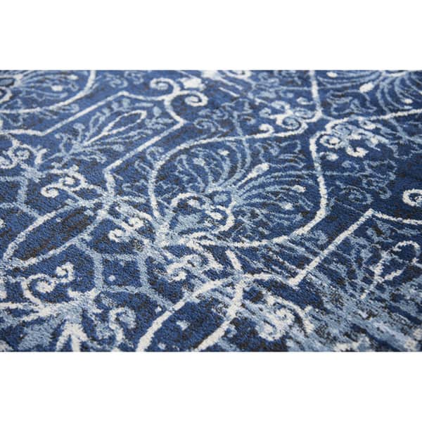 Alora Decor Swagger Persian-style Scroll Rug