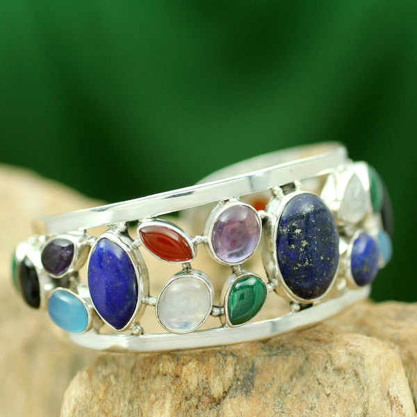 Lapis Lazuli and Pearl Cuff Bracelet, 'Colors of Life' (India) - 7'6" x 9'6"