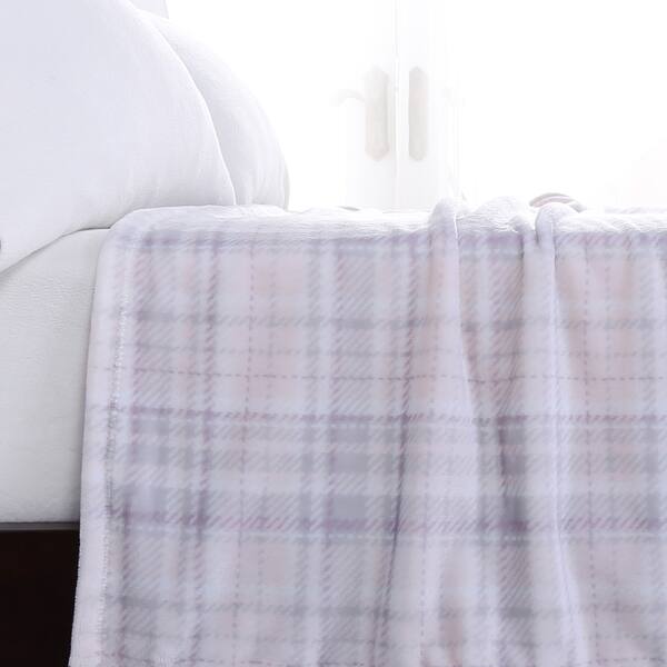 Berkshire Blanket Pretty Plaid VelvetLoft Throw Bed Bath & Beyond 16201220