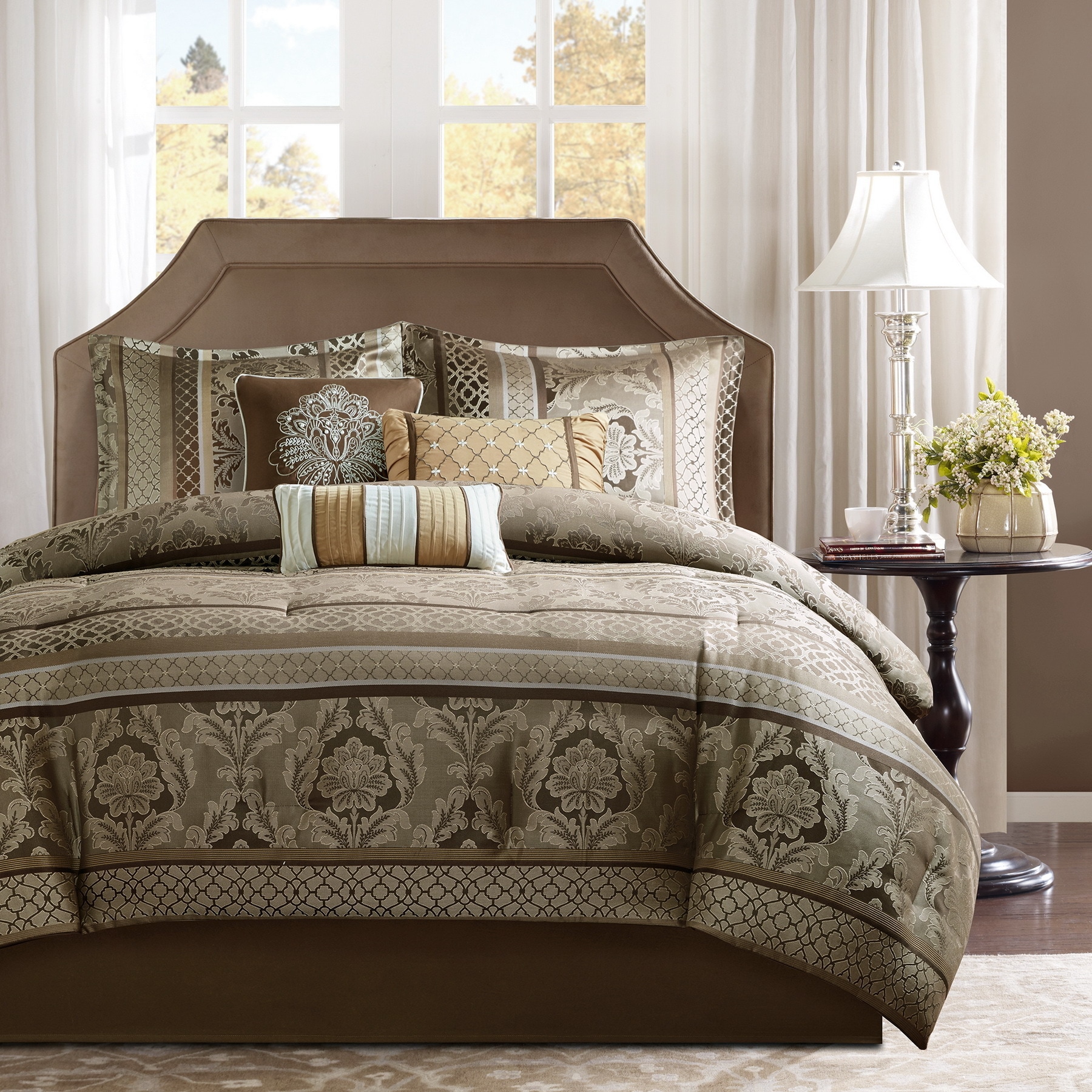 Shop Madison Park Venetian Brown Gold 7 Piece Jacquard Comforter