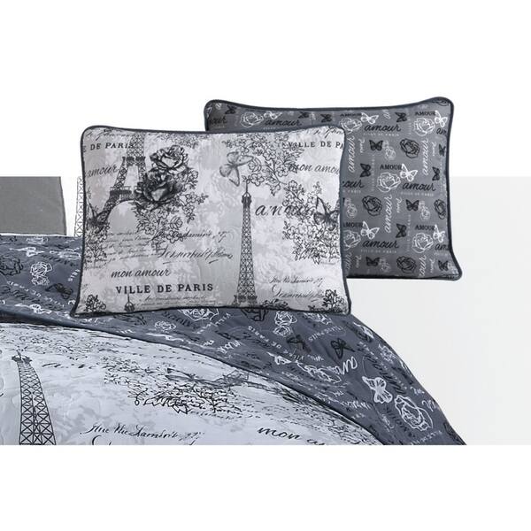 Shop Amour Paris Themed Reversible Quilt Set With Throw Pillows