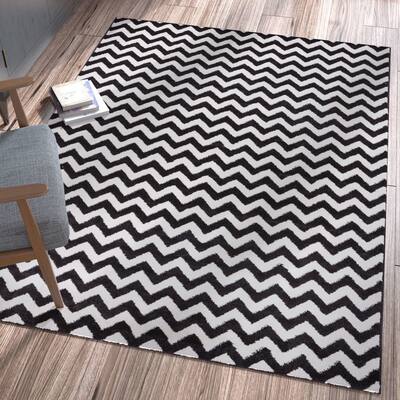 Well Woven Ellie Modern Chevron Zig Zag Black Area Rug - 5'3 x 7'3