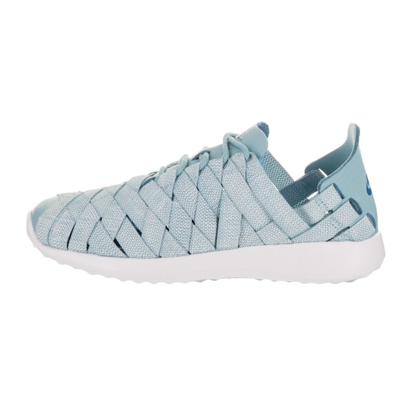 nike women's juvenate woven