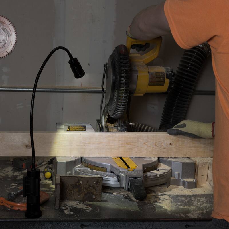 Magnetic Lamp, CREE LED Work Light With 550 Lumen, Two Magnet Bases and Flexible Gooseneck By Stalwart (Black)