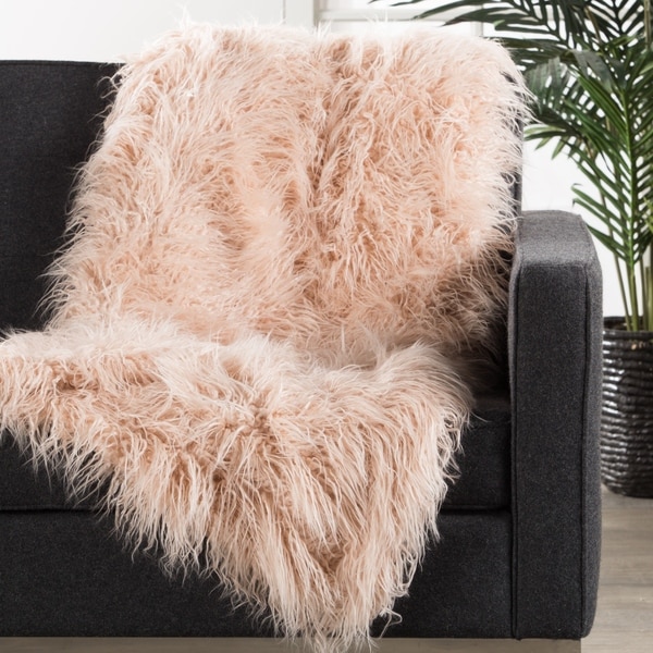 Shop Allura Faux Fur Pink Throw - Overstock - 16400039