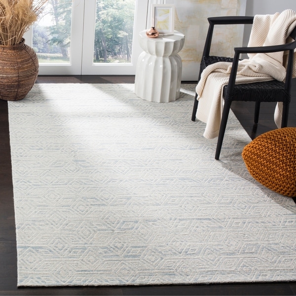 Safavieh Marbella Contemporary Hand-Woven Polyester Light Blue/ Ivory Area Rug - 8' x 10'
