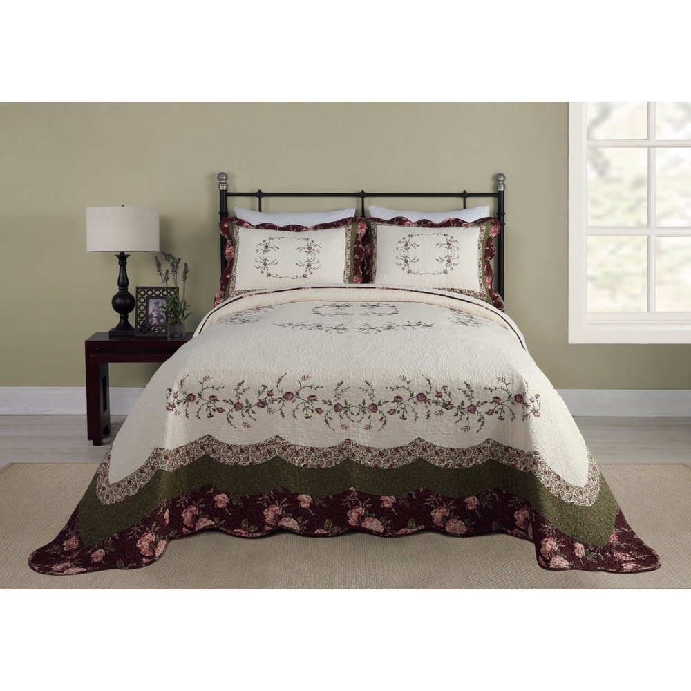 Modern Heirloom Brooke Pieced Floral Embroidered Bedspread