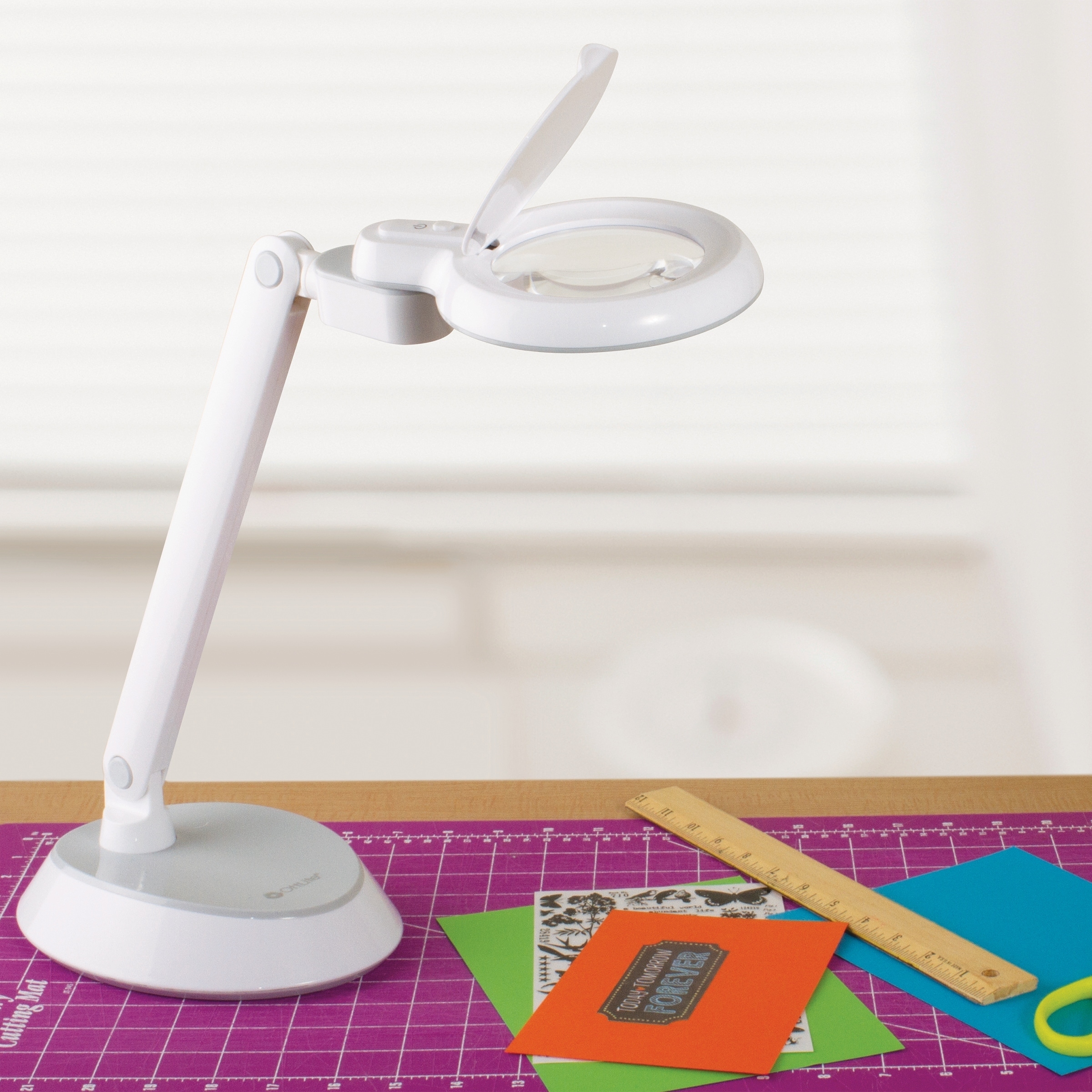 led magnifier desk lamp