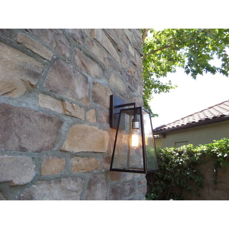 AA Warehousing 1 Light Outdoor Wall Mounted light In Oil Rubbed Bronze