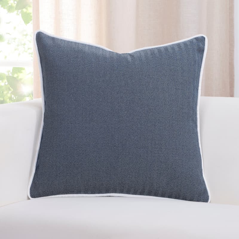 Revolution Plus Everlast Stain-resistant Throw Pillow with Piping