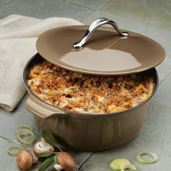 Imusa 6 Aluminum Mini Casserole Egg Pan with Lid in Assorted