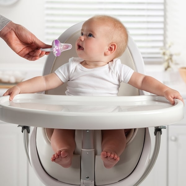 munchkin silicone feeder