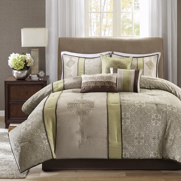 https://ak1.ostkcdn.com/images/products/16636765/Madison-Park-Blaine-Green-7-piece-Jacquard-Comforter-Set-a8614d61-4a22-4414-8c03-fb31624034ae_600.jpg?impolicy=medium