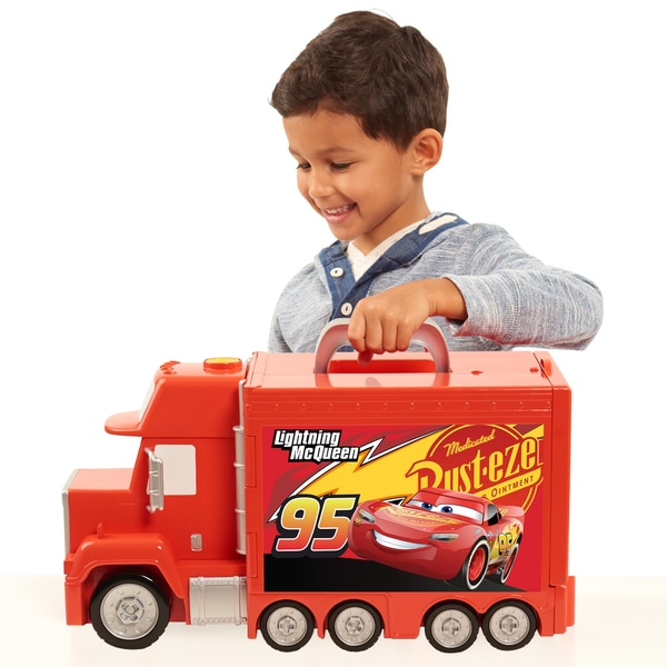 disney cars 3 mack's mobile tool center