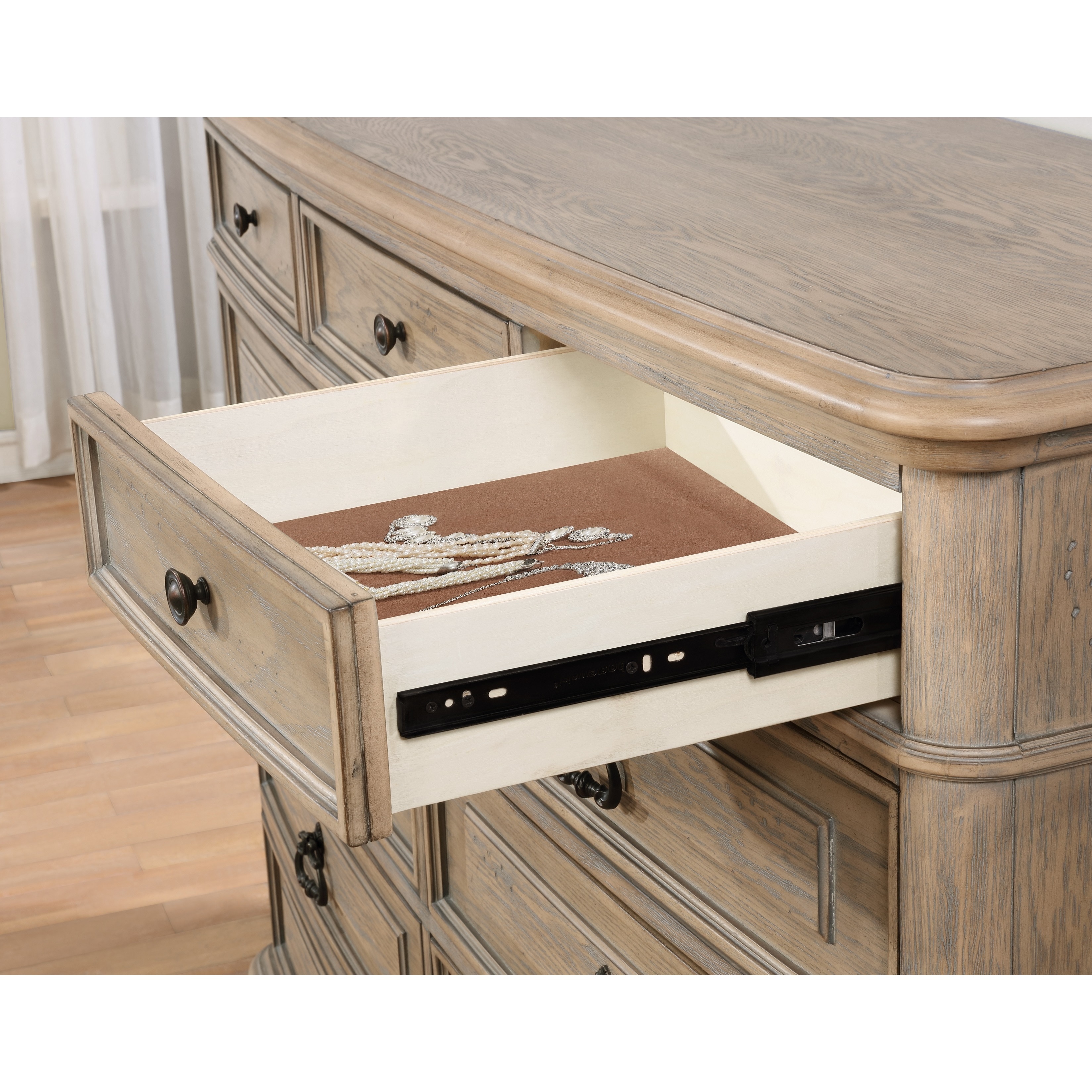 Shop Piraeus 296 Solid Wood Construction Bedroom Set With Queen