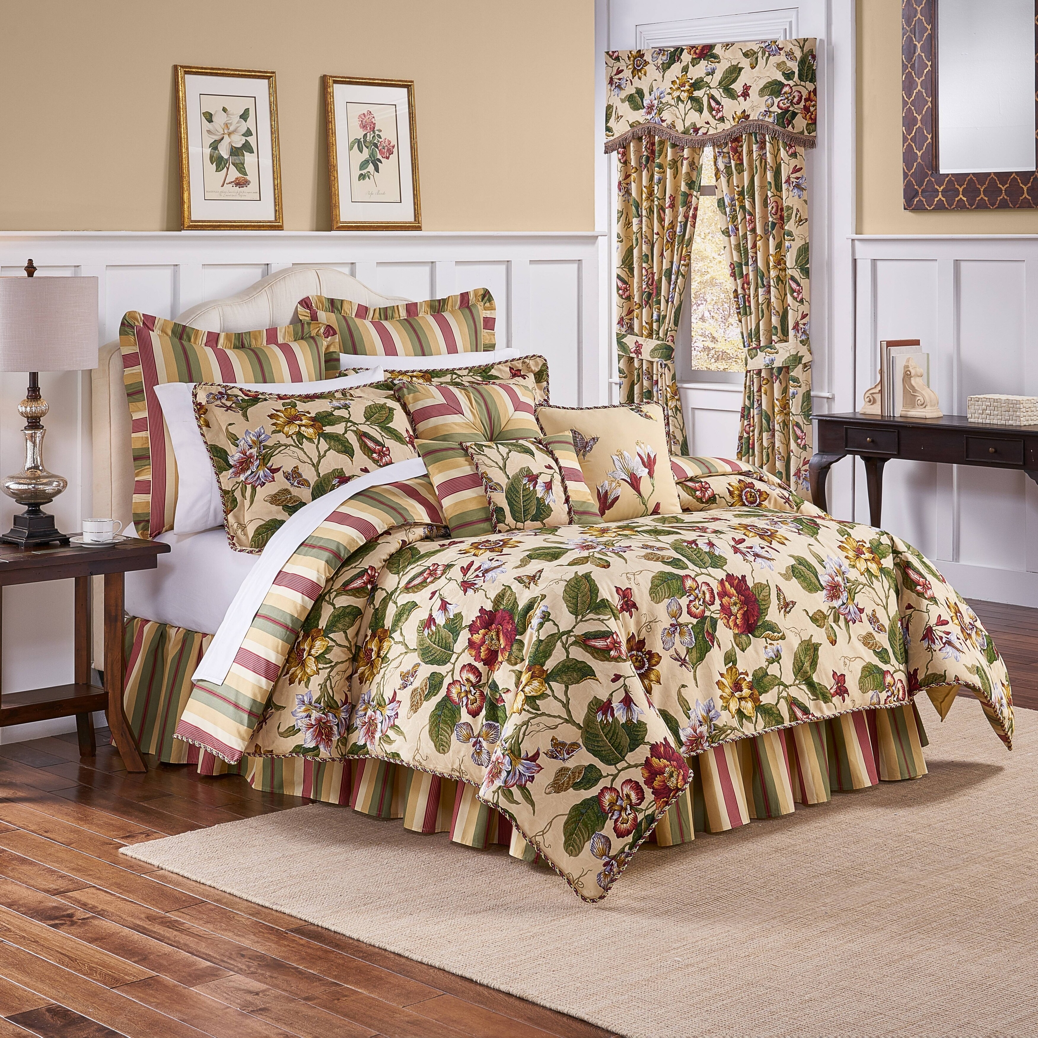 Shop Waverly Laurel Springs King 100 Cotton 4 Piece Comforter Set