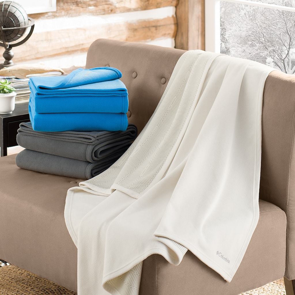 Columbia Sportswear Cozy Soft Fleece Throw Blanket with Thermal Coil Warm Body Heat Insulating Techn