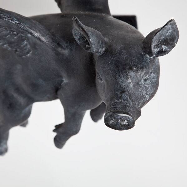 Mercana Hogbadi Ii Black Resin Flying Pigs Wall Decor Set Of 2 Overstock 16722506