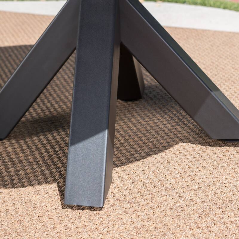 Goleta Outdoor Modern Lightweight Concrete Circular Dining Table with