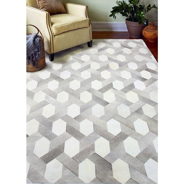 Clayton Modern Rustic Faux Cowhide Area Rug - On Sale - Bed Bath & Beyond -  16566247