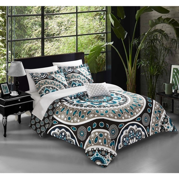 Chic Home Andalusia Black 8-piece Reversible Bed In a Bag Quilt Set