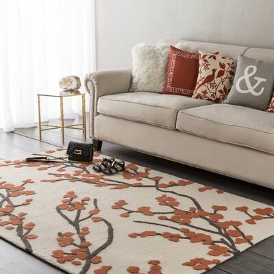 Colonial Home Cream Floral Handmade Area Rug - 3' x 5'