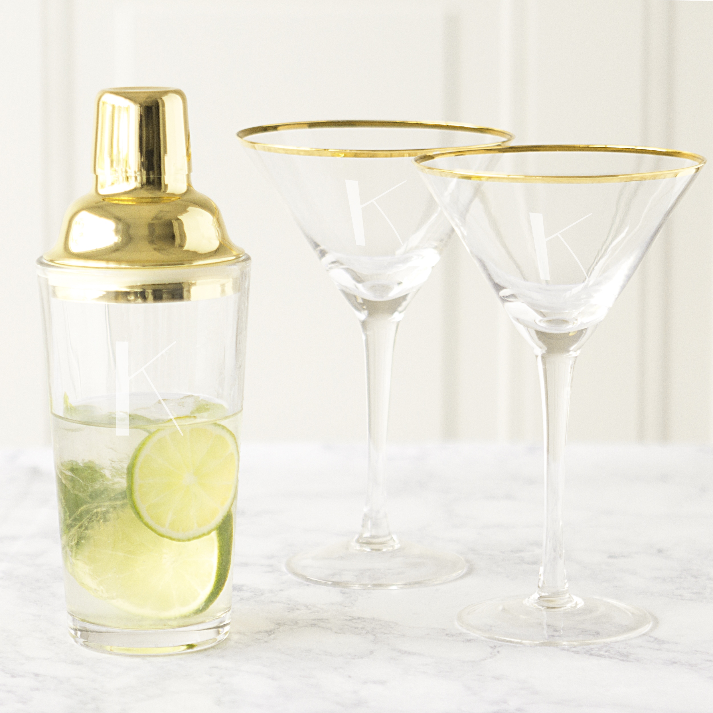 Elegant Cocktail Shaker Set With 2 x Handmade Martini Glasses – Vemacity