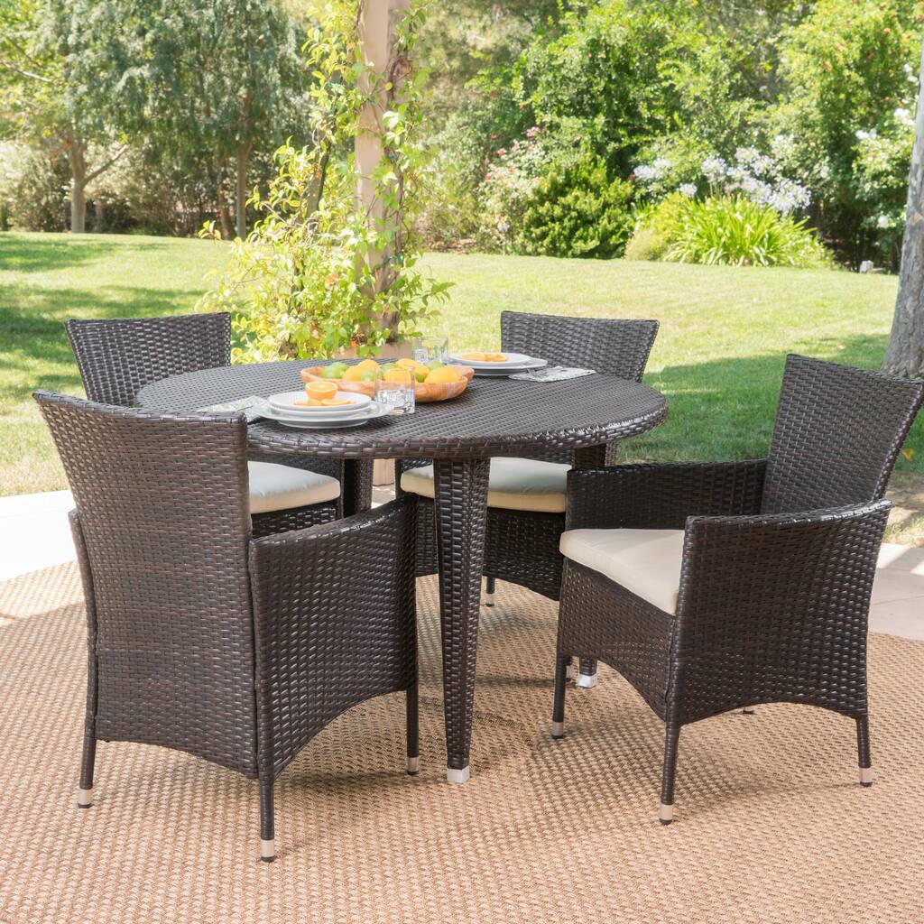 Paoha Outdoor 5-piece Round Dining Set with Cushions by Christopher Knight Home
