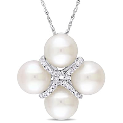 Miadora 10k White Gold Cultured Freshwater Pearl and 1/7ct TDW Diamond XO Cluster Necklace (8-8.5 mm)