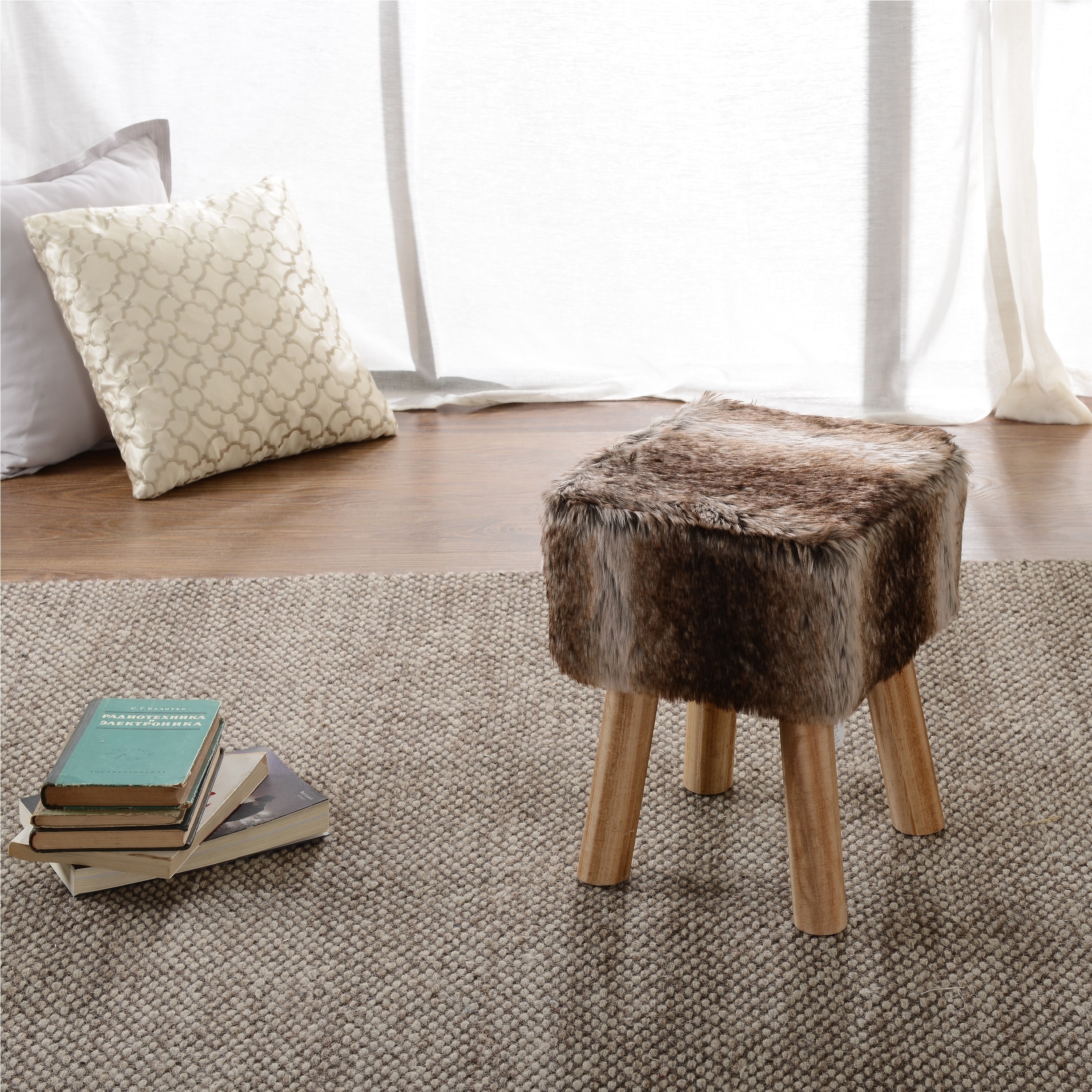 Faux fur wood outlet stool