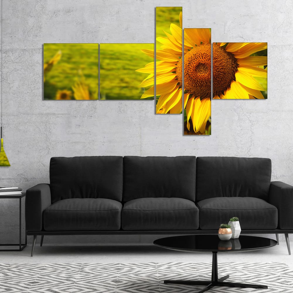 Designart "Tuscany Sunflowers on Green" Floral Canvas Art Print Bed Bath & Beyond 16942599