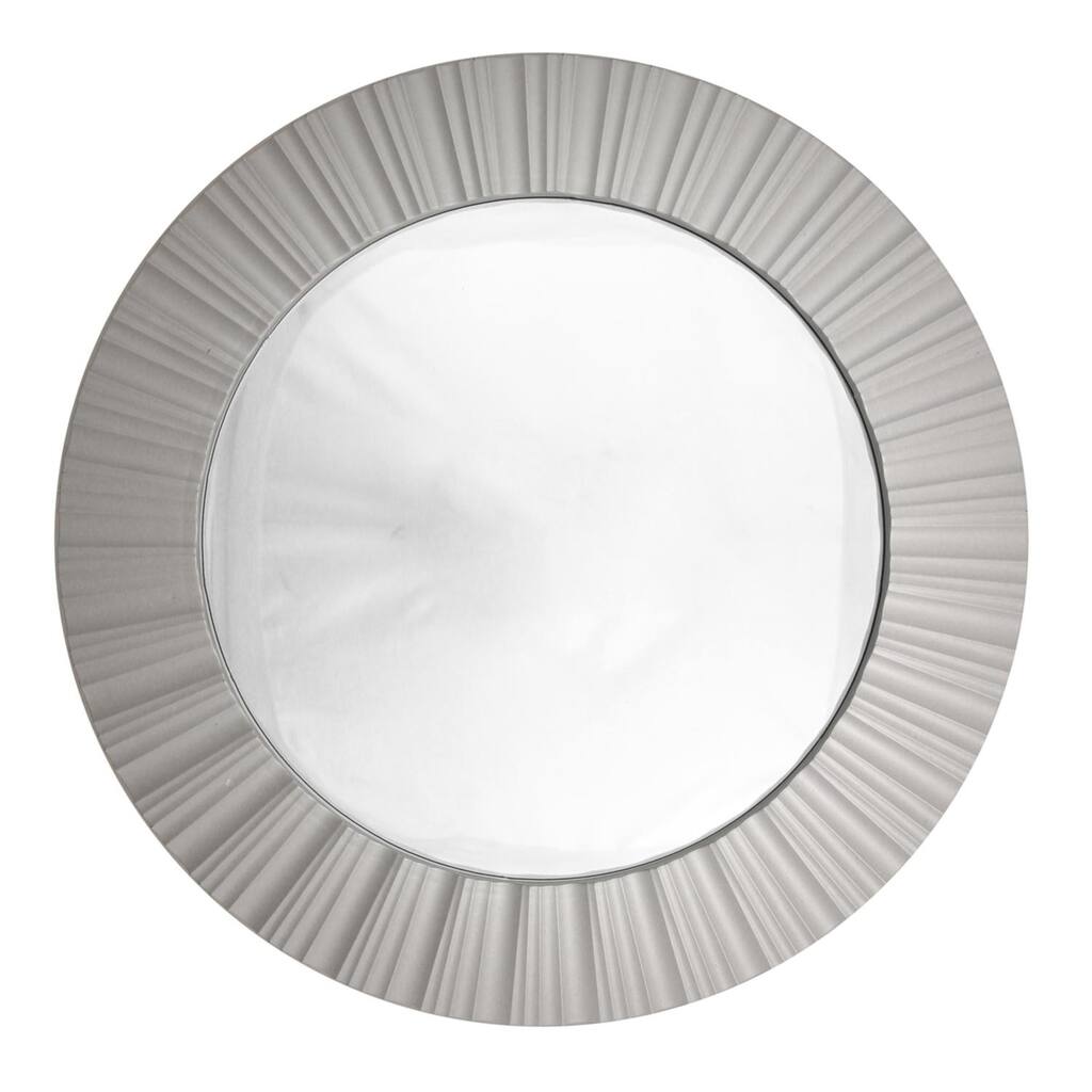 20" Simply Elegant Silver Fluted Frame Decorative Round Wall Mirror