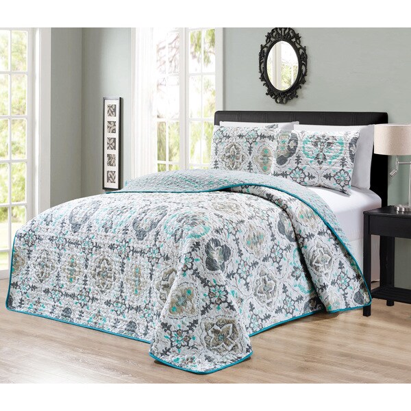 Journee Home 'Ofa' Printed 3-piece Reversible Bedspread