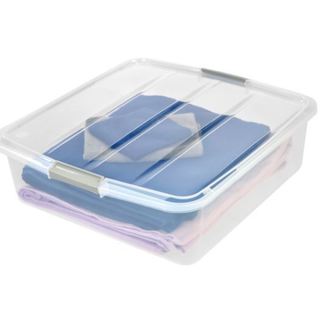 iris 33 qt storage