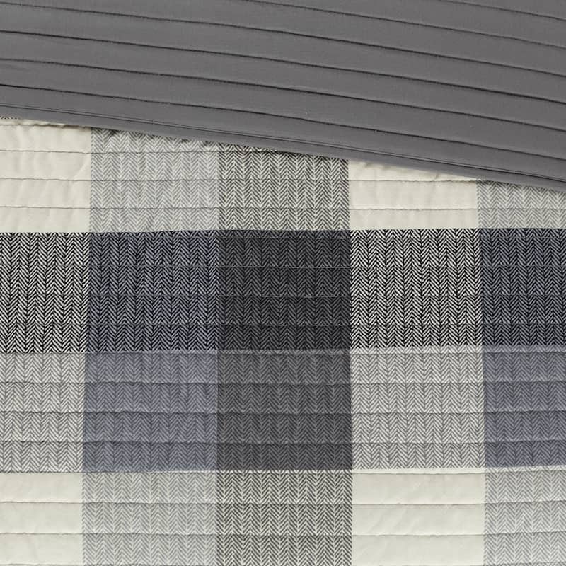 Madison Park Pioneer Grey 6 Piece Printed Herringbone Quilt Set with Throw Pillows