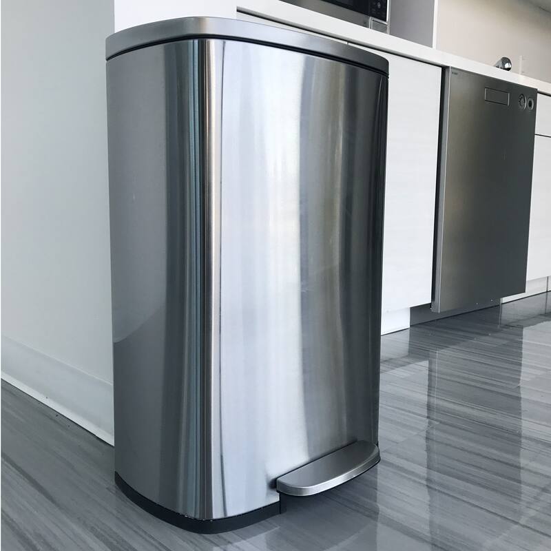 Halo Premium 13 Gallon Silvertone Stainless Steel Step-style Trash Can