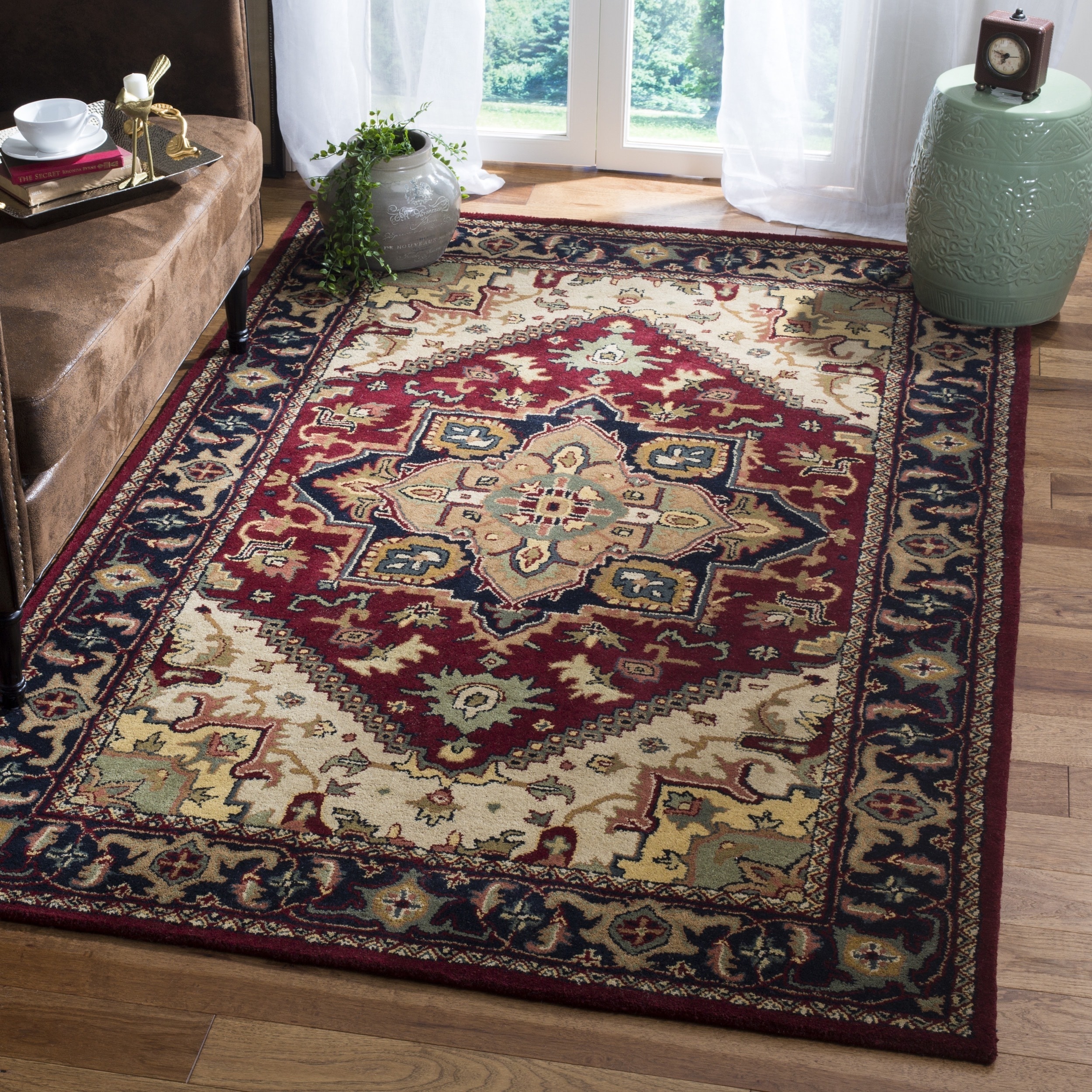 Handmade Heritage Heriz Red/ Navy Wool Rug (3 X 5)