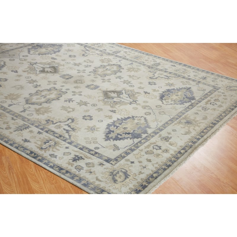 Umbria Ivory Wool Hand-knotted Rug