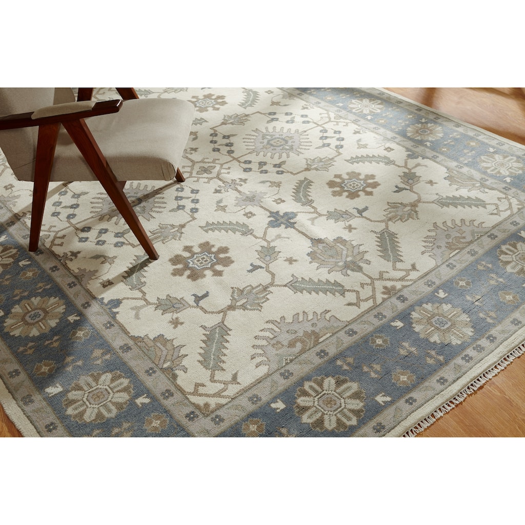 Hand-knotted Umbria Ivory/Blue Wool Rug