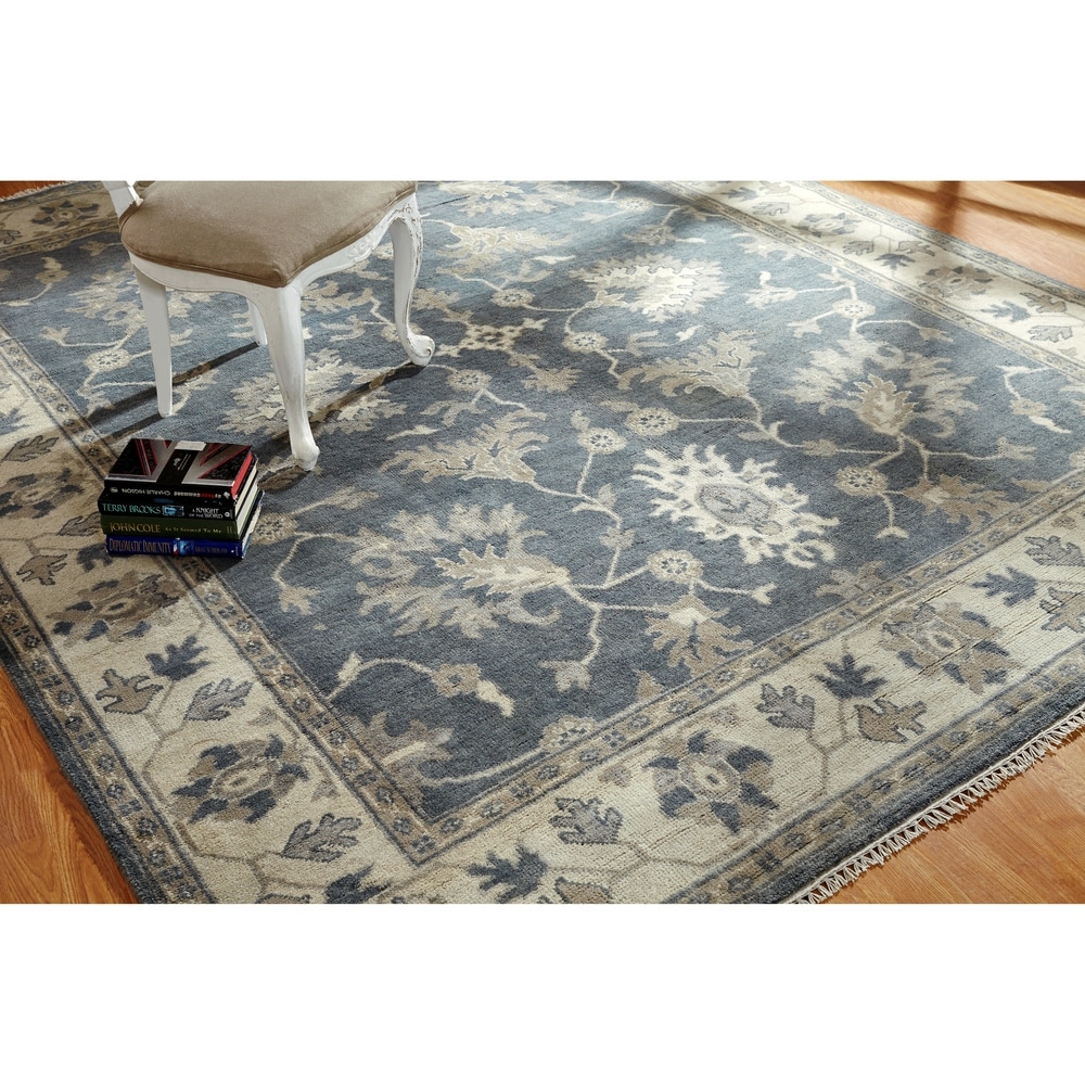 KALATY Umbria Grey/Ivory Hand-knotted Wool Rug