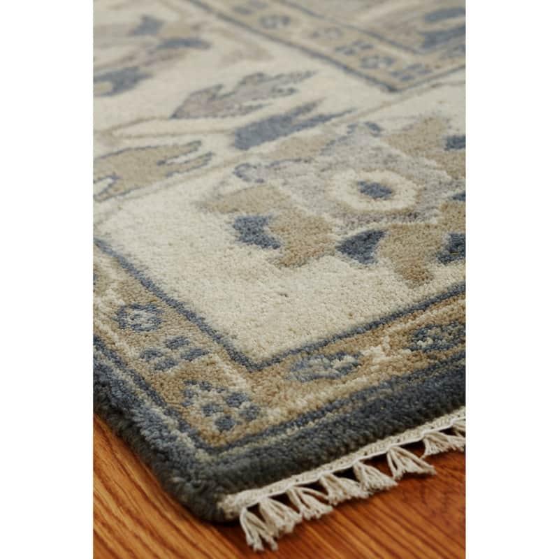 Umbria Grey/Ivory Hand-knotted Wool Rug