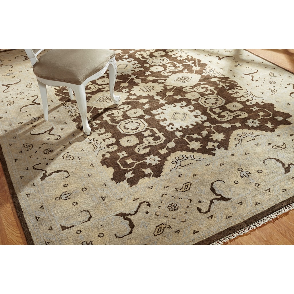Umbria Brown/Ivory Wool Hand-knotted Rug